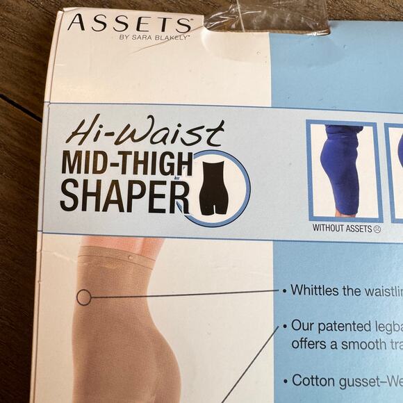 SPANX Assets Women's 3 (155lbs-180lbs) High Waist Mid Thigh Shaper Shorts Nude - Picture 6 of 8